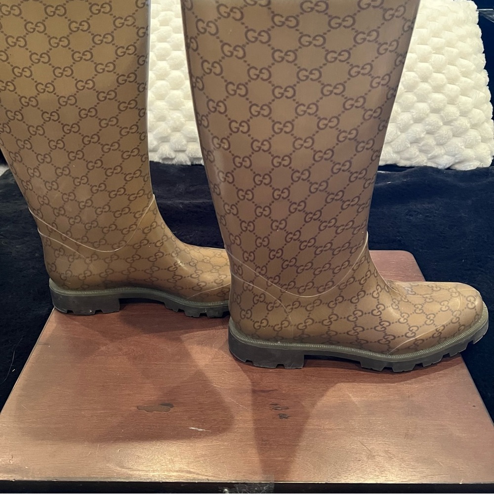 Gucci Women's Camel Rubber Rain Boots with Guccissima Monogram Size 41(US 10) - Picture 5 of 11